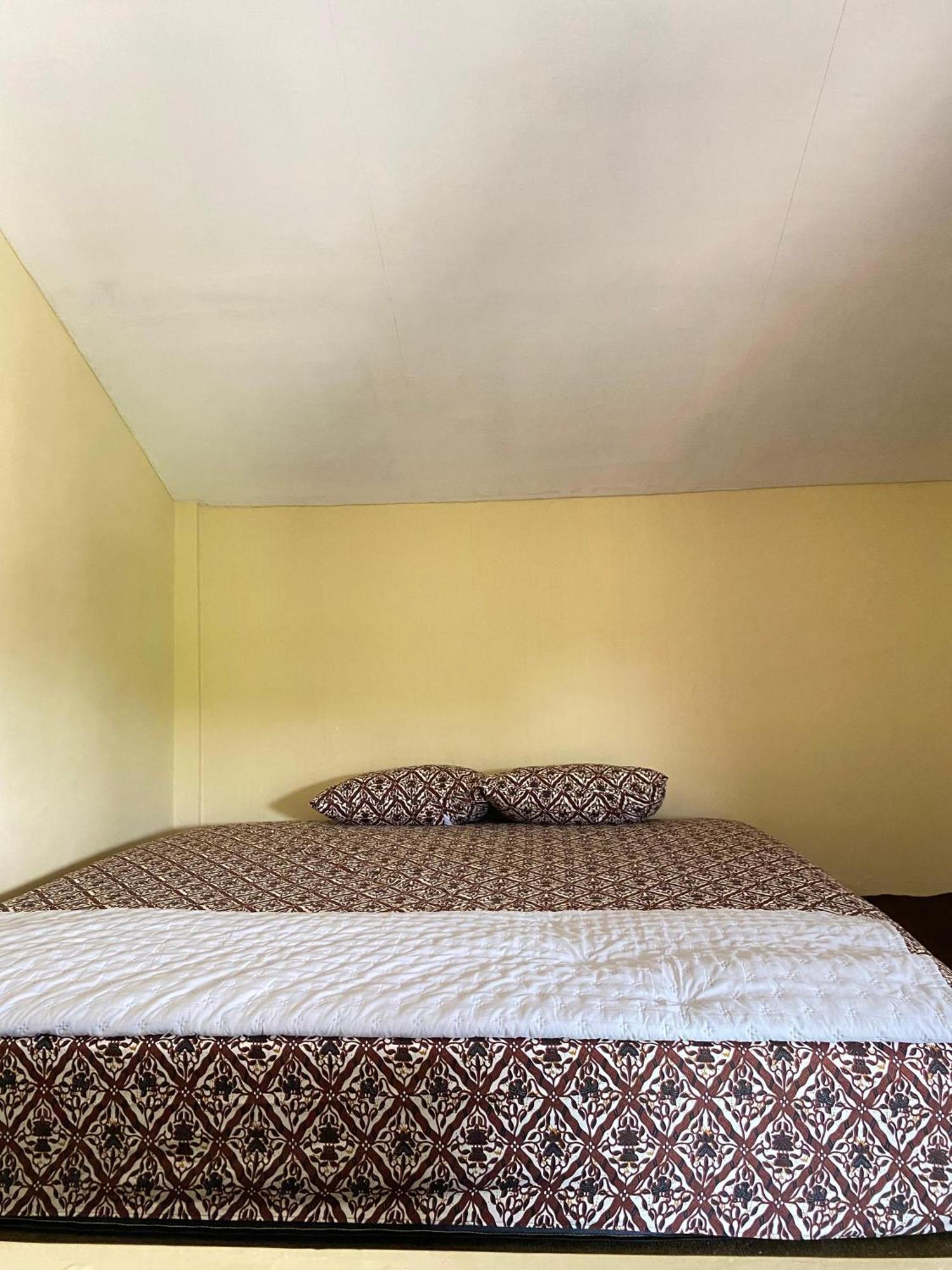 Ada Homestay Magelang Exteriör bild